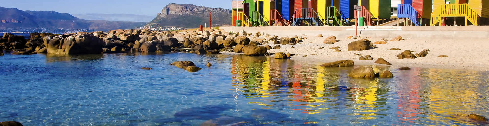 //s1.travix.com/af/africa-south-africa-capetown-beach-st-james-xlarge.jpg