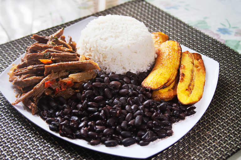 south-america-venezuelan-food-pabellon south-america-venezuelan-food-pabellon