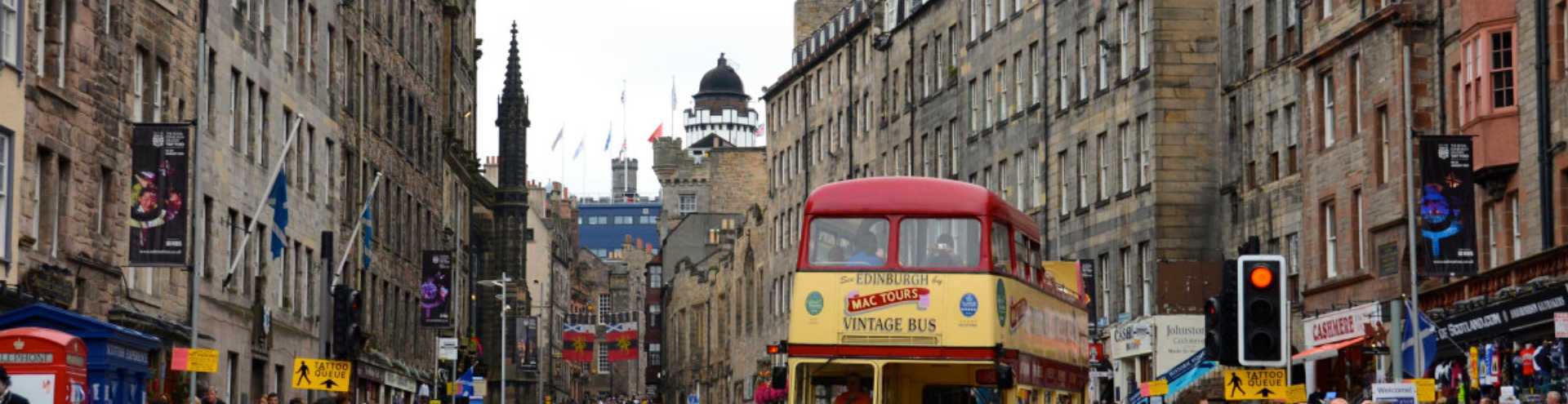 //s1.travix.com/eu/europe-scotland-edinburg-bus-street-xlarge.jpg