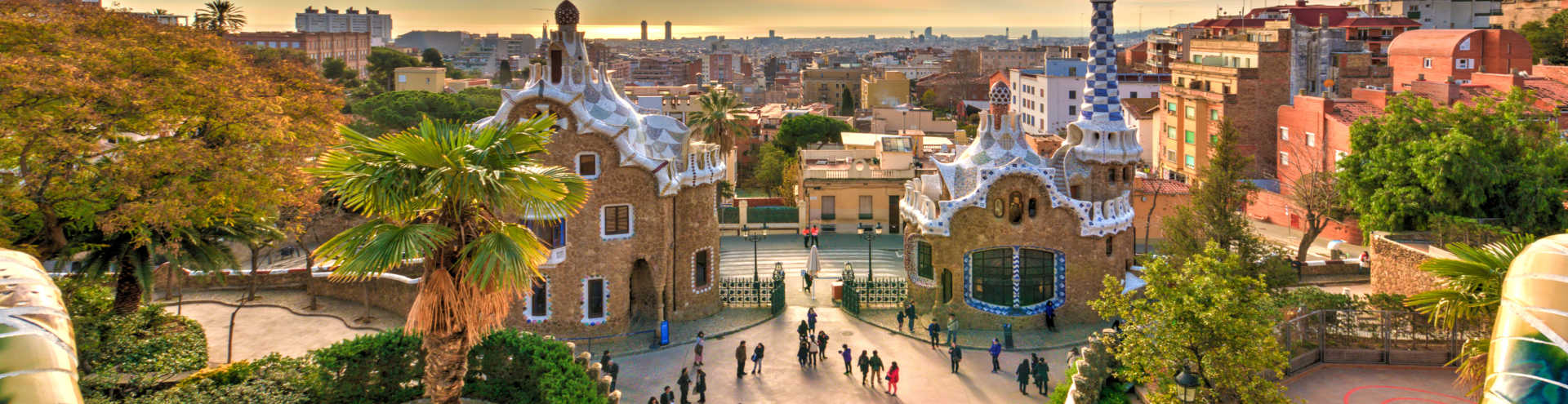 //s1.travix.com/eu/europe-spain-barcelona-parc-guell-evening-xlarge.jpg