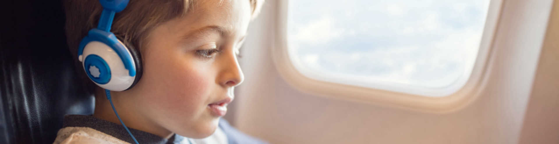 //s1.travix.com/ge/general-blog-child-headphones-xlarge.jpg