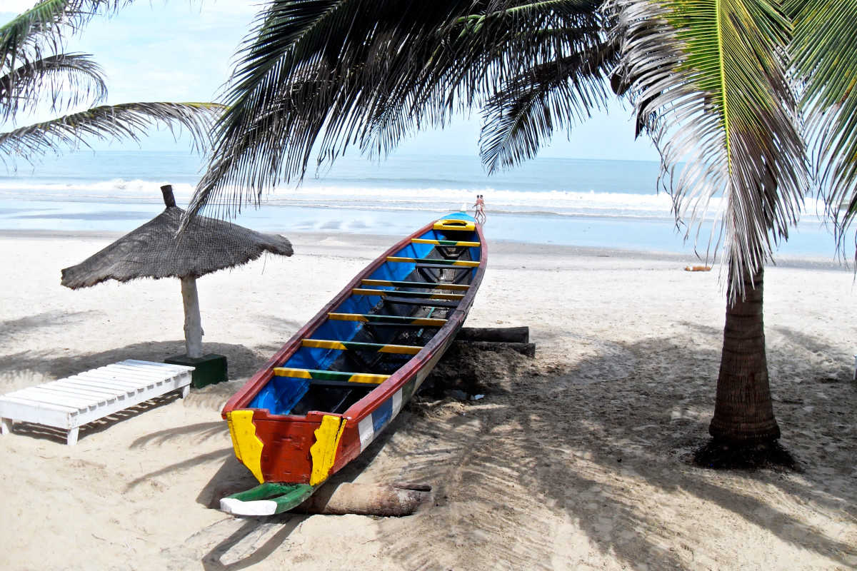 https://s1.travix.com/af/africa-gambia-beach-large.jpg