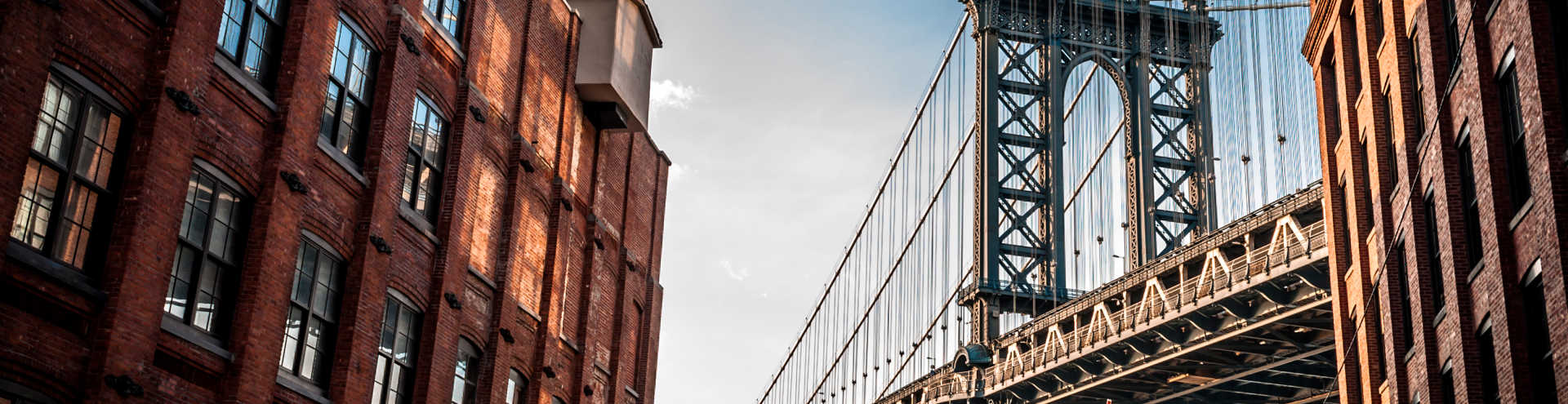 //s1.travix.com/am/america-newyork-brooklyn-bridge-sunset-xlarge.jpg