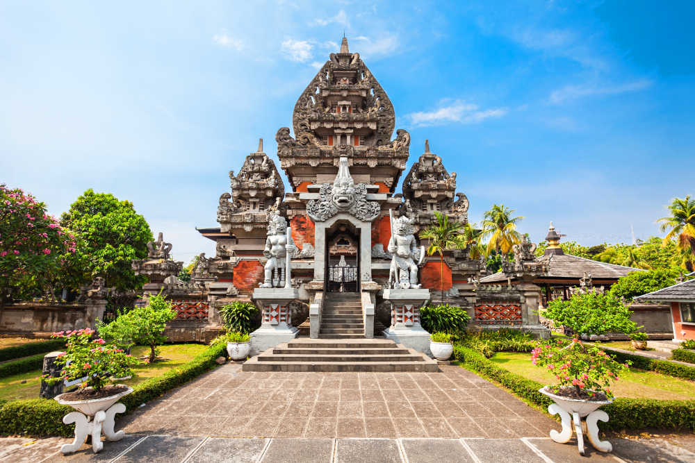 Sehenswurdigkeiten In Jakarta Ab 570 Flugladen De