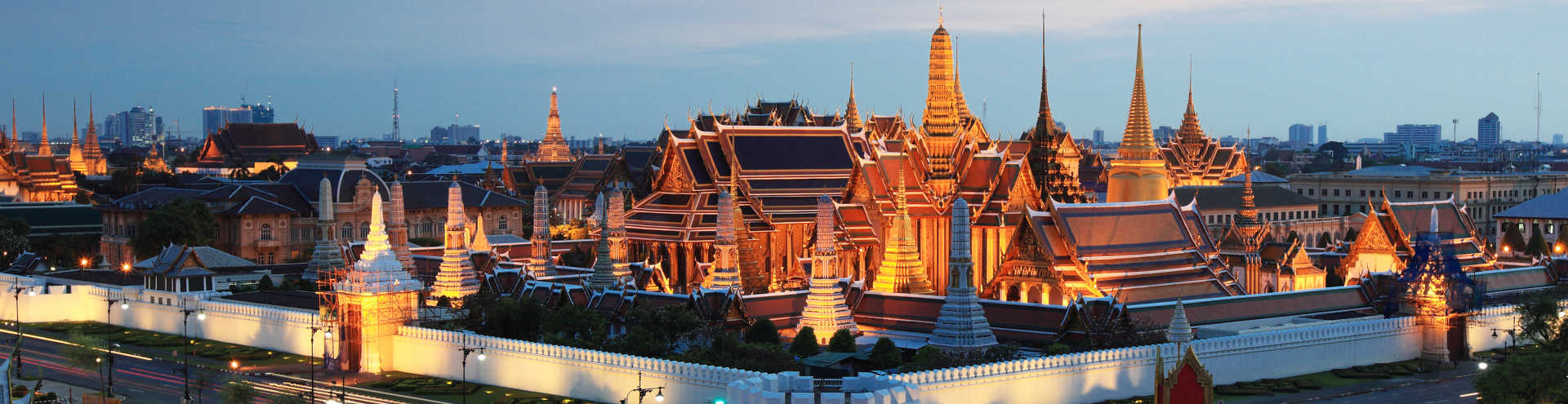 https://s1.travix.com/as/asia-thailand-bangkok-palace-xlarge.jpg