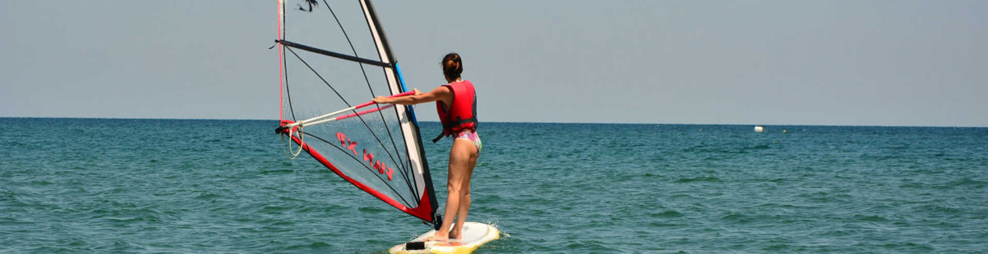 //s1.travix.com/bl/blog-sinemorets-surfing3-xlarge.jpg