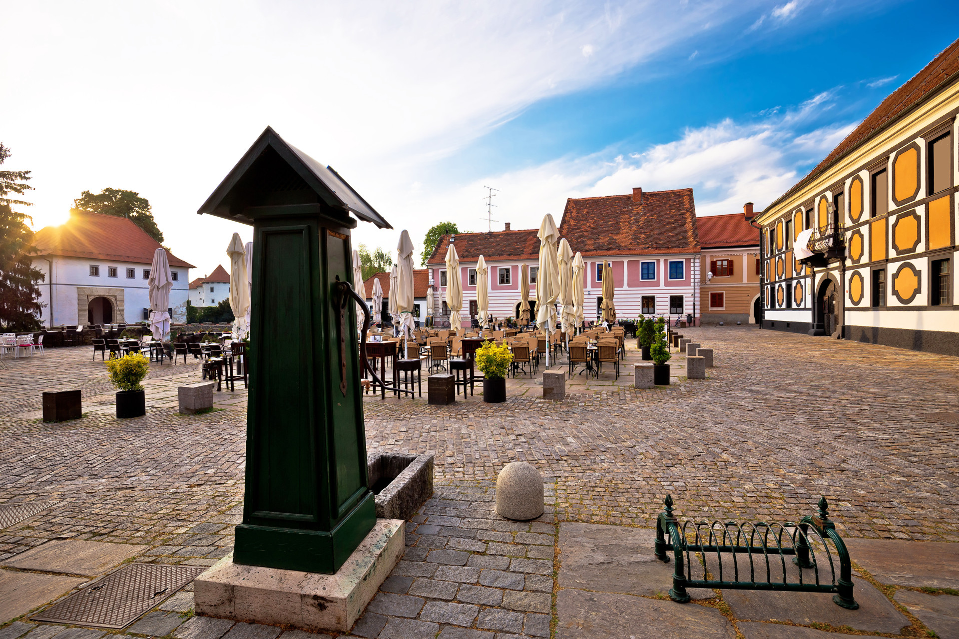 https://s1.travix.com/blog/eu/europe-croatia-zagreb-varazdin-xlarge.jpg