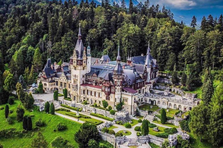 europe-romania-transylvania-halloween