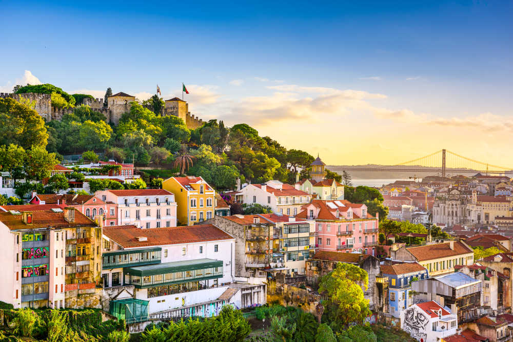 Zicht op Lissabon met Castelo de São Jorge