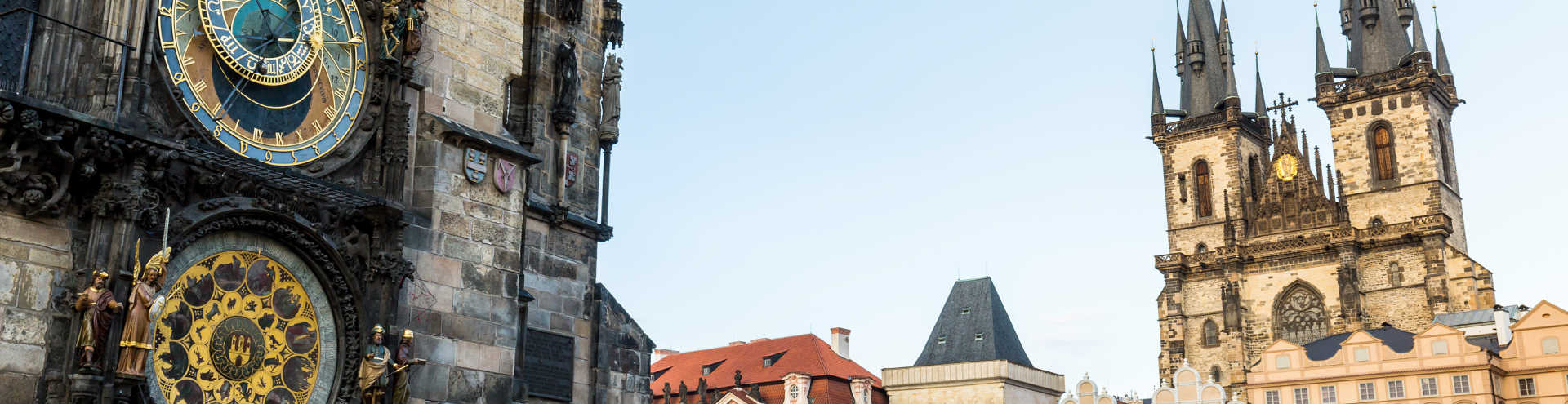 https://s1.travix.com/eu/europe-prague-czech-republic-square-clock-xlarge.jpg