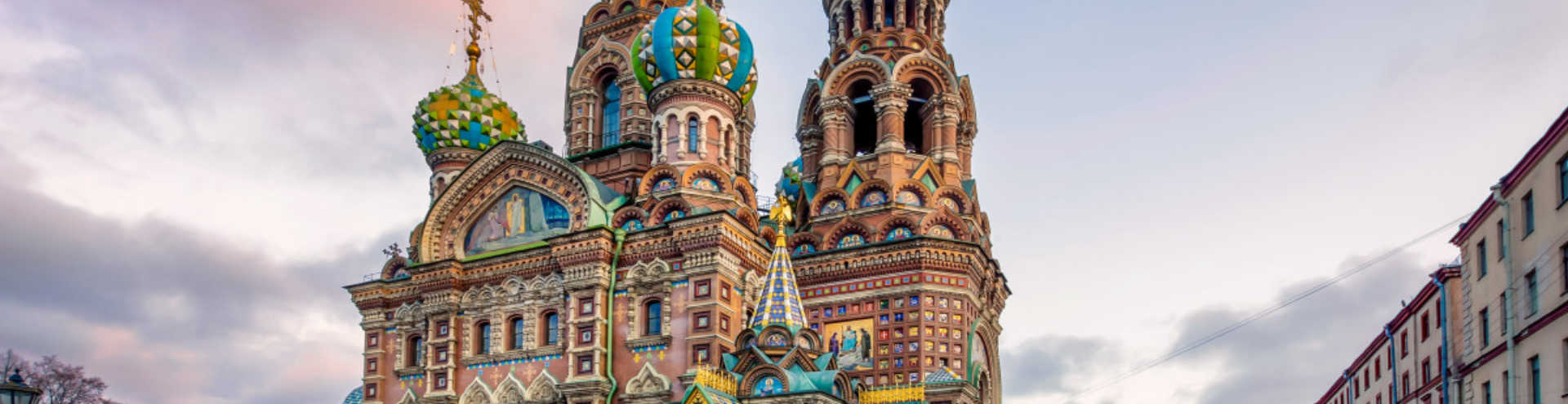 https://s1.travix.com/eu/europe-russia-st-petersburg-church-of-savior-xlarge.jpg