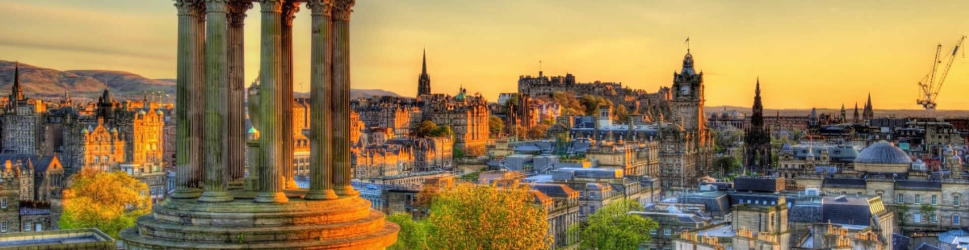//s1.travix.com/eu/europe-scotland-edinburgh-calton-hill-xlarge.jpg