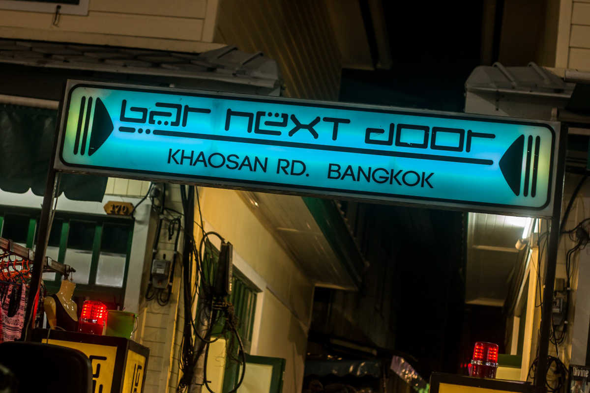 //s1.travix.com/ge/generic-thailand-bangkok-khao-san-road3-large.jpg