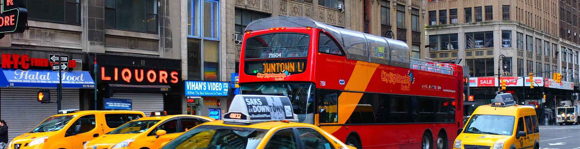 https://s1.travix.com/gu/guestblogger-newyorknl-north-america-usa-newyork-times-square-yellow-cab-2-xlarge.jpg