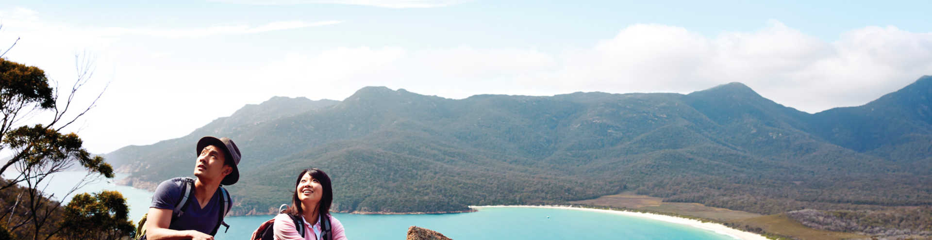 https://s1.travix.com/tb/tb-australia-freycinet-experience-walk-xlarge.jpg