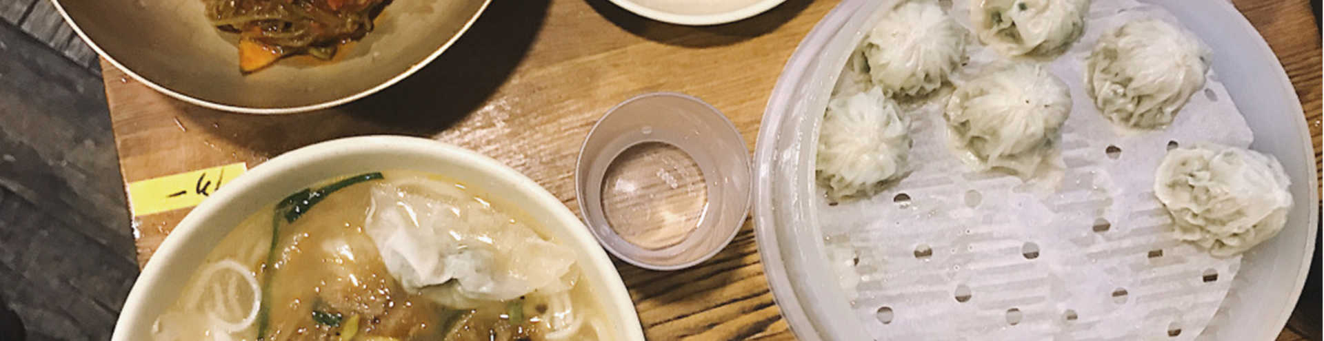 https://s1.travix.com/tb/tb-korea-blog-instagrammer-myeongdong-kyoja-dishes-xlarge.jpg