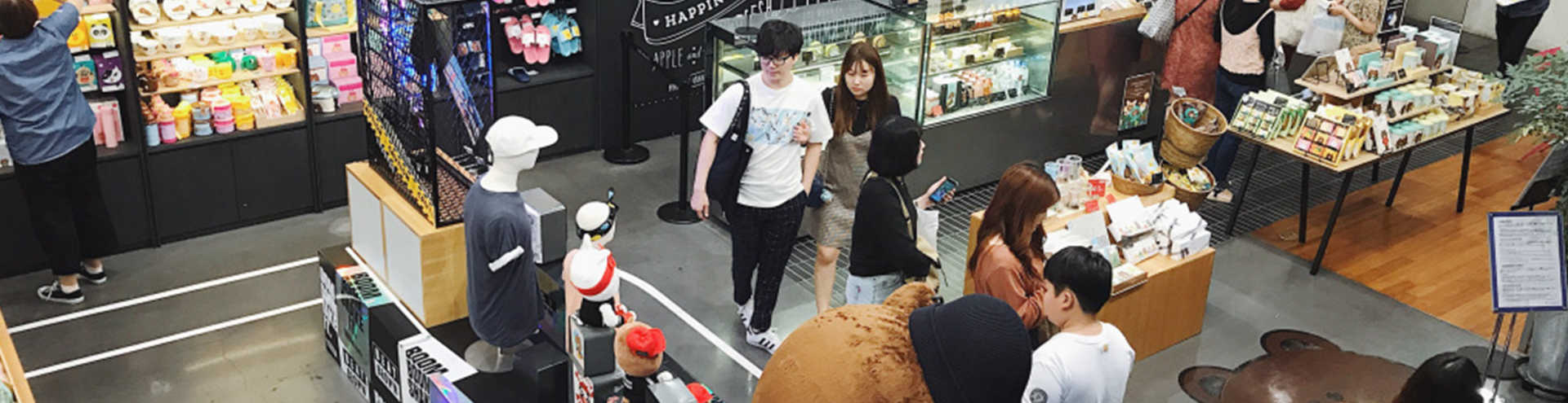 https://s1.travix.com/tb/tb-korea-blog-instagrammer-seoul-line-store-xlarge.jpg