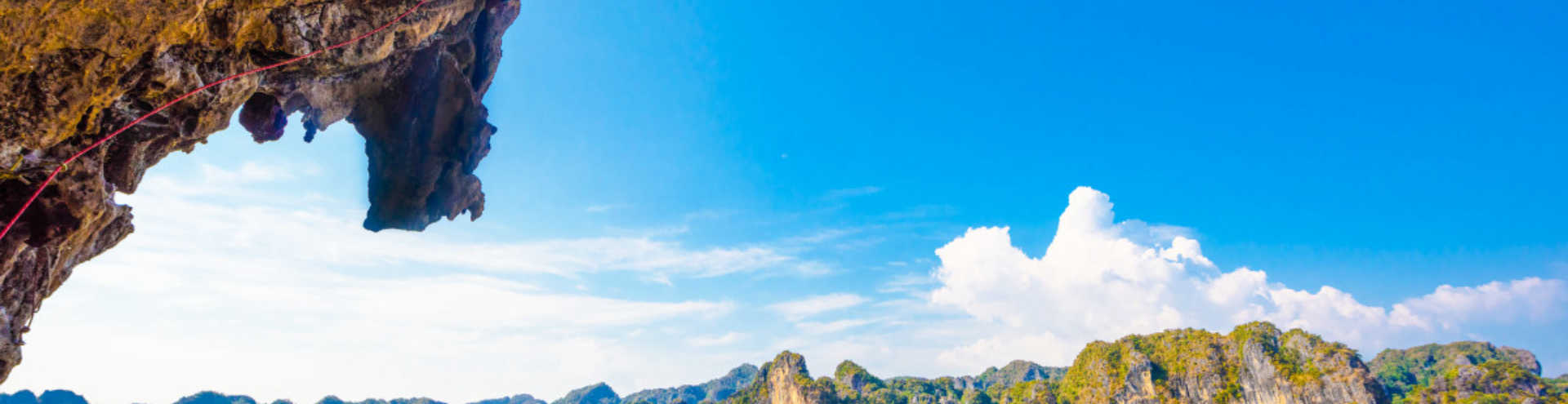 https://s1.travix.com/tb/tb-thailand-krabi-railay-beach-xlarge.jpg