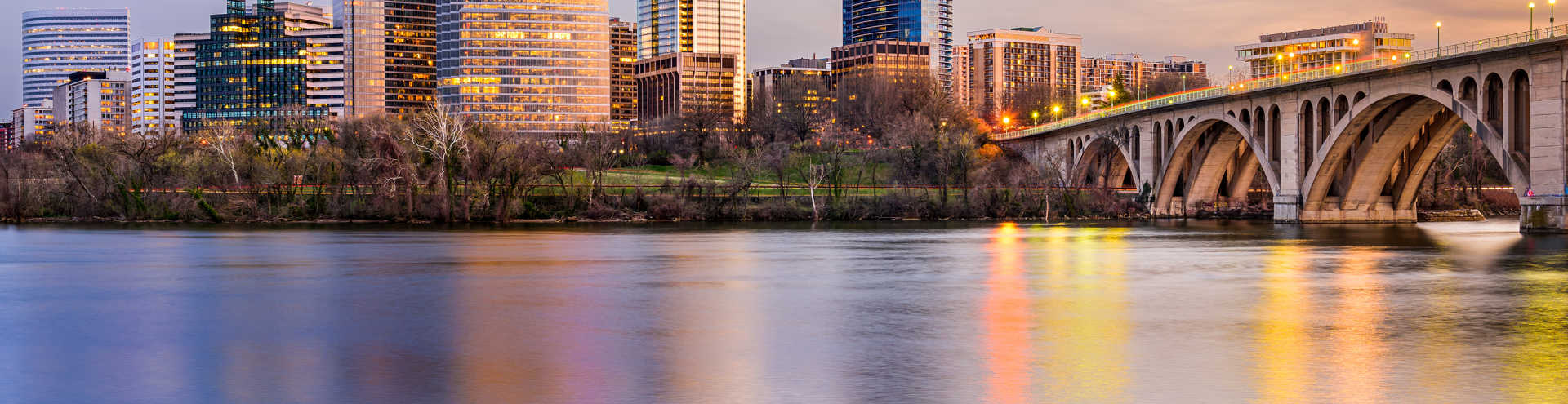 https://s1.travix.com/us/usa-america-washington-skyline-xlarge.jpg